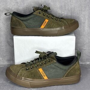 Chrome Industries Kursk TR Sneaker Olive Green Men’s 8 Tactical